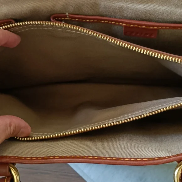 Celine boogie elegant Brown and Cream Designer Tote Bag - Picture 14 of 17